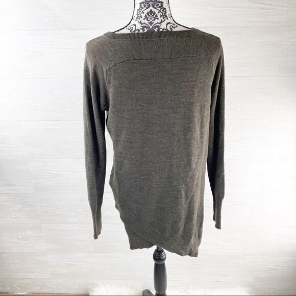 BB Dakota Cross High Low Hem Brown Crewneck Sweater - Picture 5 of 9